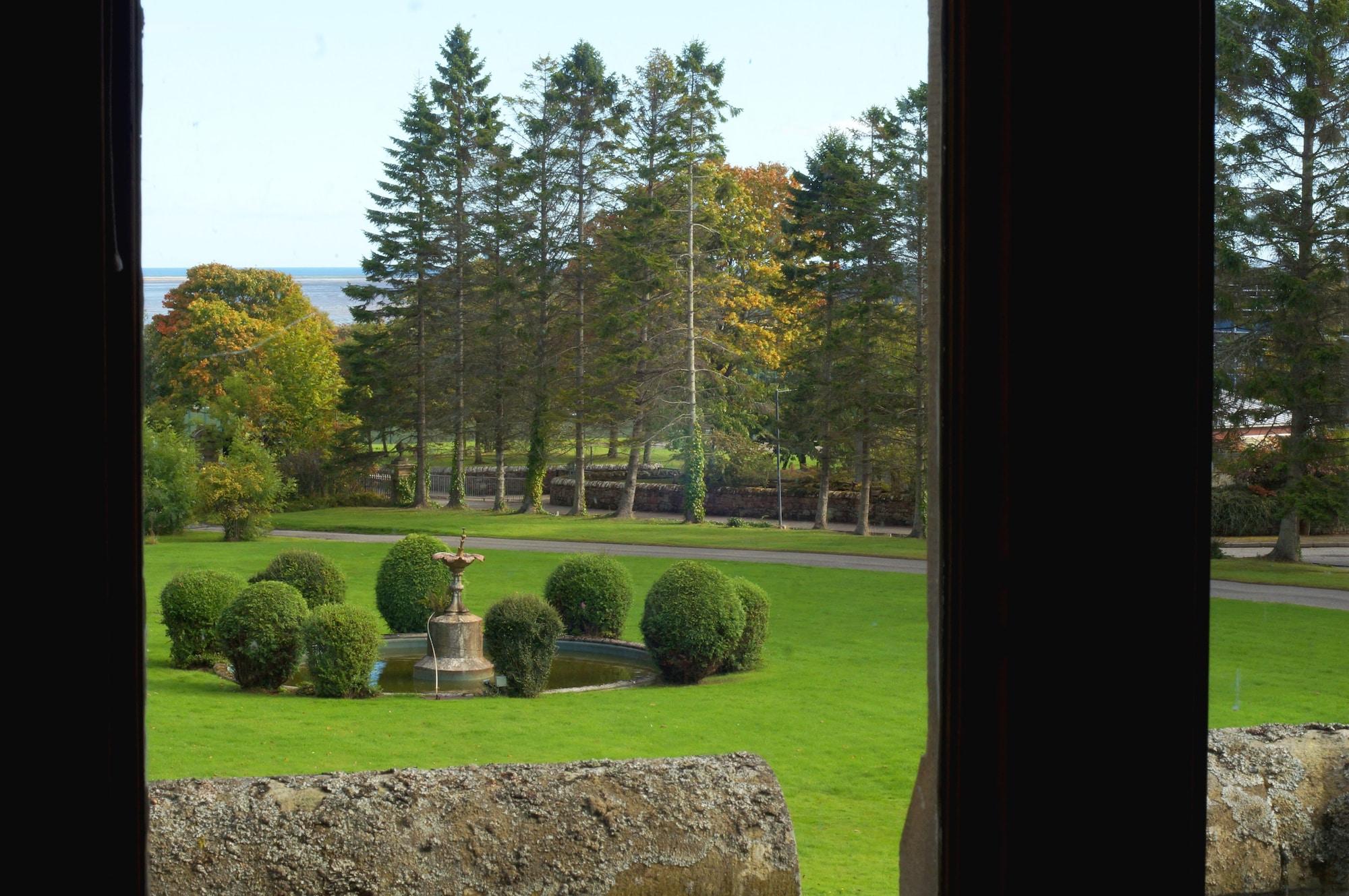 Mansfield Castle Hotel Tain Exterior photo